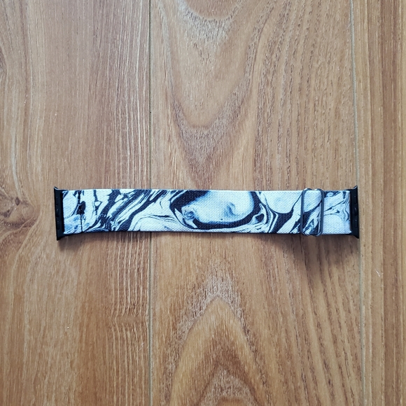 Limited Edition ZOX Apple Watch Strap Size S (40mm) - Picture 3 of 6